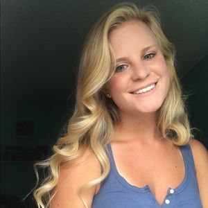 Meet your Posher, Natalie